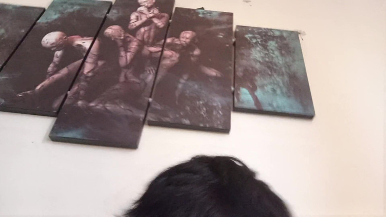 Moo DBOXXX: Deze alleenstaande moeder houdt van pikken in haar mond, ze...