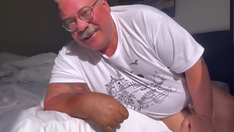 Hand-Free-Daddy-Chub: Gigantyczny brzuch i mężczyzny ze wspaniałym tłustym ogórkiem