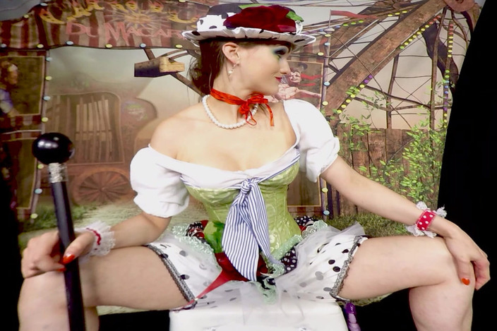 Bravo Models Media - VR: 3dvr - 396 - Barbara Bieber Cosplay Porn Clown