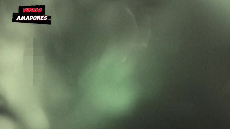 Amateurs videos: 两个女同性恋者洗澡