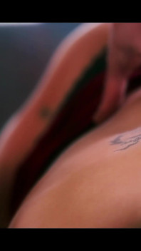 Seduzione e sesso romantico scopando sensuali milf con grandi tette