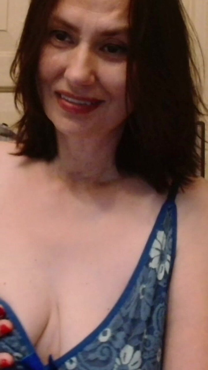 ANGELA_LADY: Cele mai interesante și mai picante momente pentru august