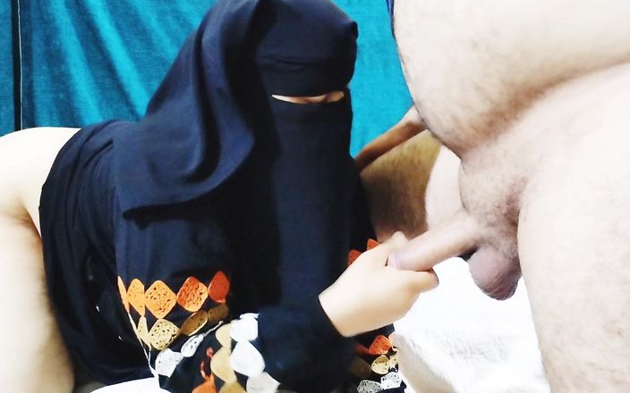Ahmed and Samah: 하녀를 따먹는 대학의 감독