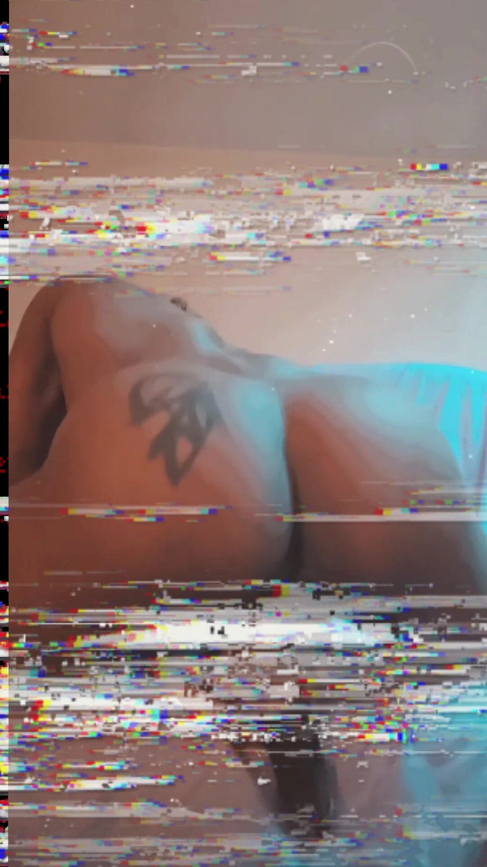 Laculca: Die kleine Schlampe, die ich bin