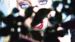 Goddess Celine: Kvinnlig dominans