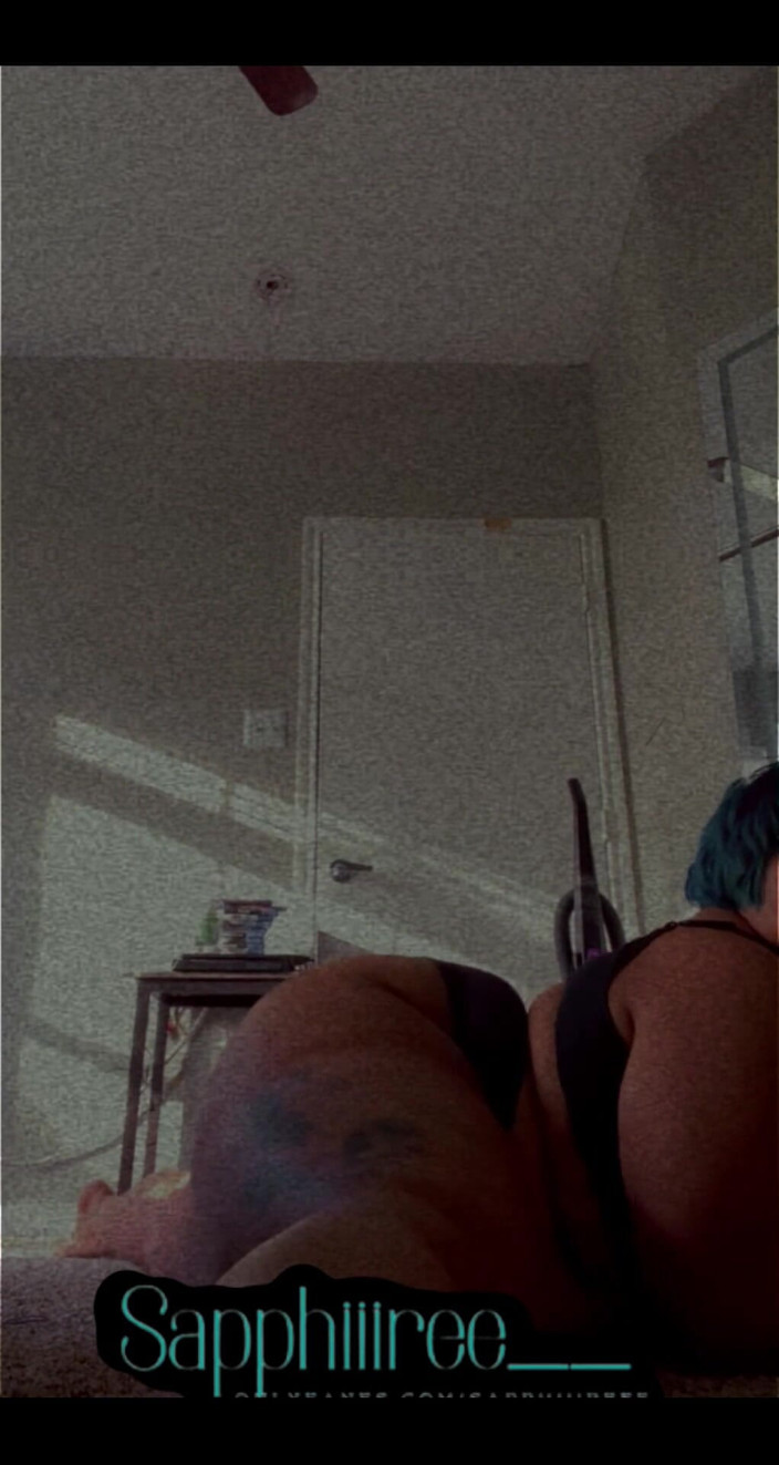 Biggdebbie solo: Twerk It!