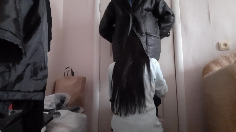 Lesbian-candys: 남편이 이미 현관문을 열기 시작했기 때문에 이웃의 입에 빨리 사정