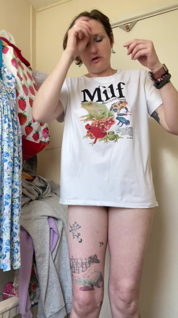 MistressWriggler: Sexy, toned, mädchen von nebenan ist wie Goldilocks, die neue...