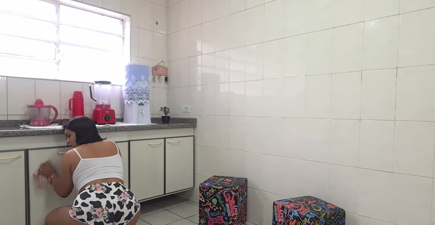Casal Mattos: Saya meniduri isteri nakal saya sambil mengemas dapur dengan seluar...