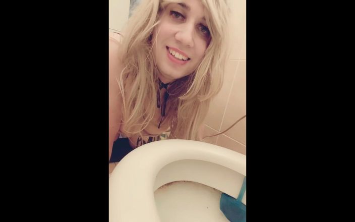 Anna Rios: Grande mistério da femme de chambre de toilette finalmente aparece...