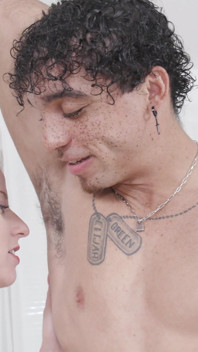 Sehen Sie unseren zweiten sommersprossen-fick mit Amone Bane mit Abby Mccoy