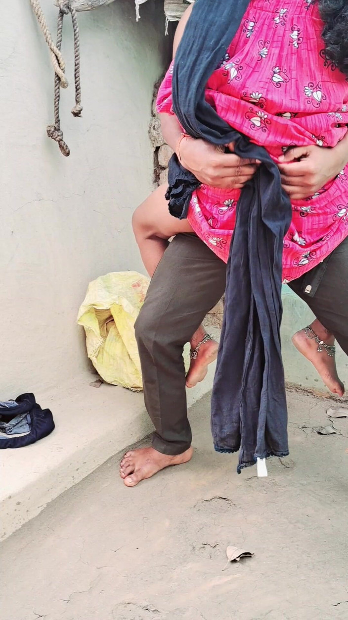 Trilokinath: Video rekaman seks pasangan kekasih di desa