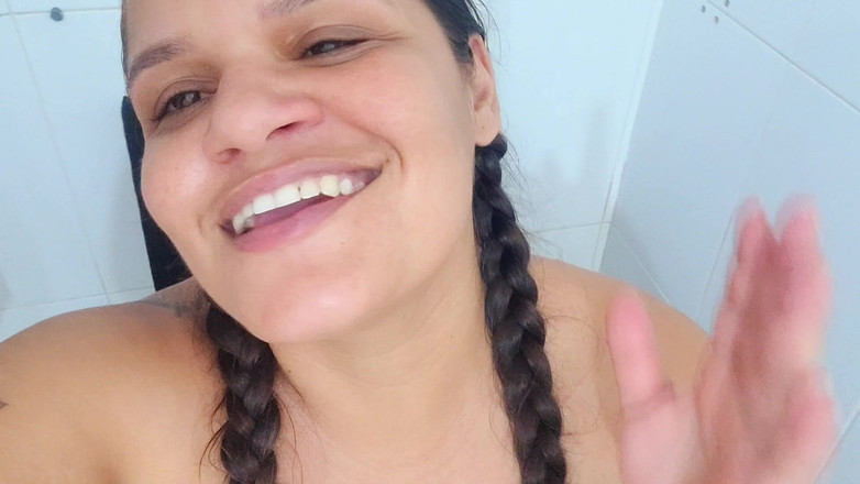 Paty Bumbum: 我的海天粉丝要求提供专用视频