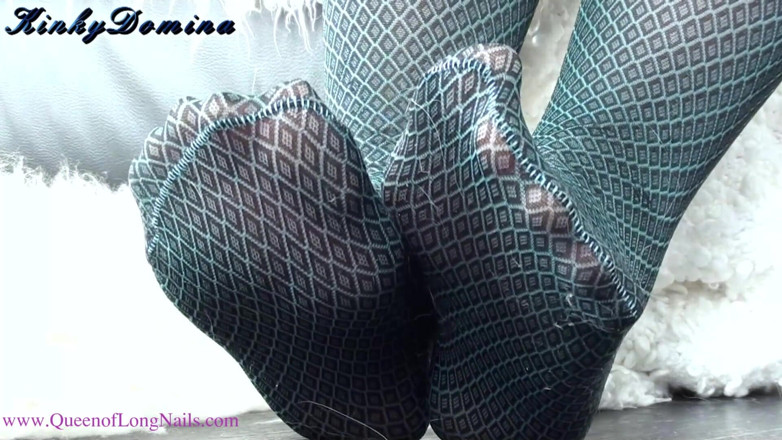 KinkyDomina: Apaixonado por meus pés de meia-calça perfumados