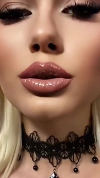 Đụ cái lồn của tôi mạnh bạo và nghe tôi rên rỉ vì bạn