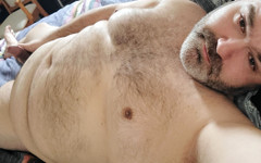 76CurvyNThick: Tak kurva tvrdě! Nech mě stříkat s tebou.