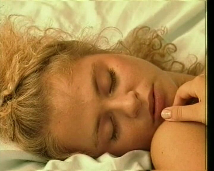 90s Lesbian sex: Мокра пизда повії шліфує No10