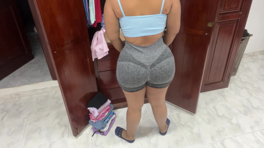 Filming the Tempting Maid Changing Her Clothes (Katrina 4 deluxe)