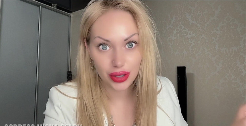 Goddess Misha Goldy: Представь, что я твой лучший друг, и представь, что у тебя наконец-то есть возможность признаться кому-то в том, что ты сисси