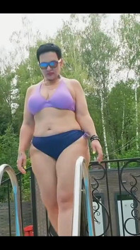 Havuzda Tek Başına