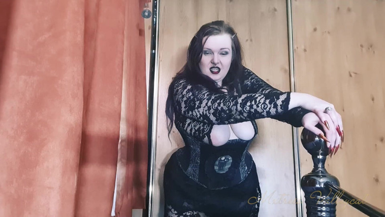 Mxtress Valleycat: Caught Copying Your Goth Goddess