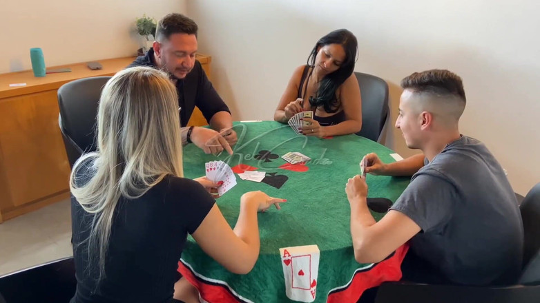 Kel Abate: Ns 앳 텐타나무스 아프레렌더 조가, 마스 고스타모스 메스모 데 섹스오