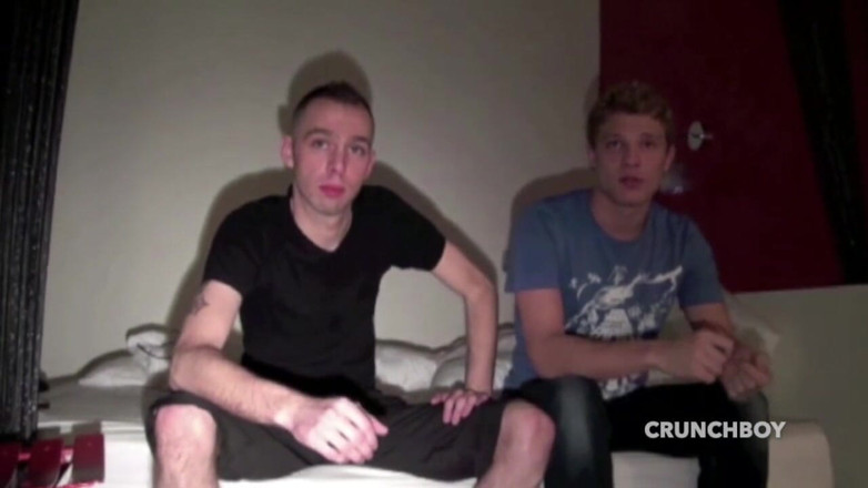 Crunch Boy: Jonathan scopato dalla top bionda Kameron Frost