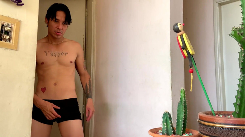 Ridley Dovarez | Gaysight: Baram shows off and masturbates just for you