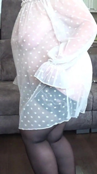 Mature Wife Behind the Scenes. a Home Camera Watches From the Side, as a Chubby MILF Records a Video for Her Lover. PAWG.