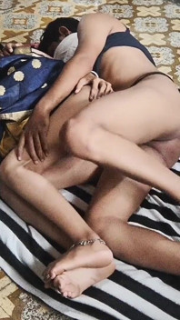 Seks Shivani dengan Devar di dapur. Bahagian 3