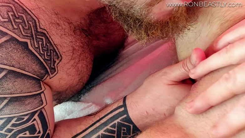 RonBeastlyFTM: Trans Bear Eaten Out by Sexy Cub