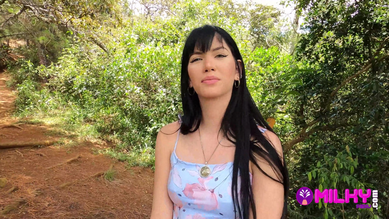 Milky Peru: Yenifer Chp - Beautiful Girl Has Sex in the Forest with...