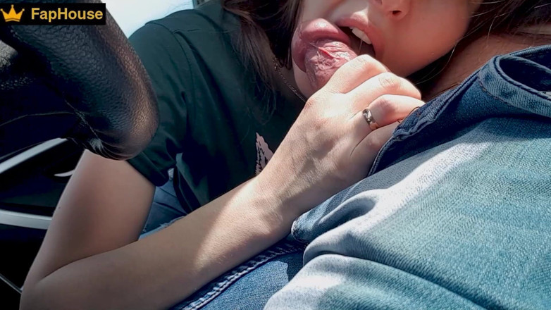 Alina Rai: Sexy nevlastní dcera po vysoké škole saje dotčeného nevlastního otce přímo...