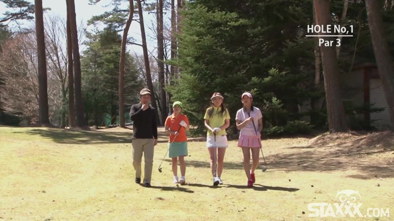 Staxxx: Golfisti asiatici nudi e sexy