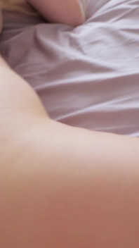 Piccola sorellastra bionda vera bliss ama il cazzo di fratello