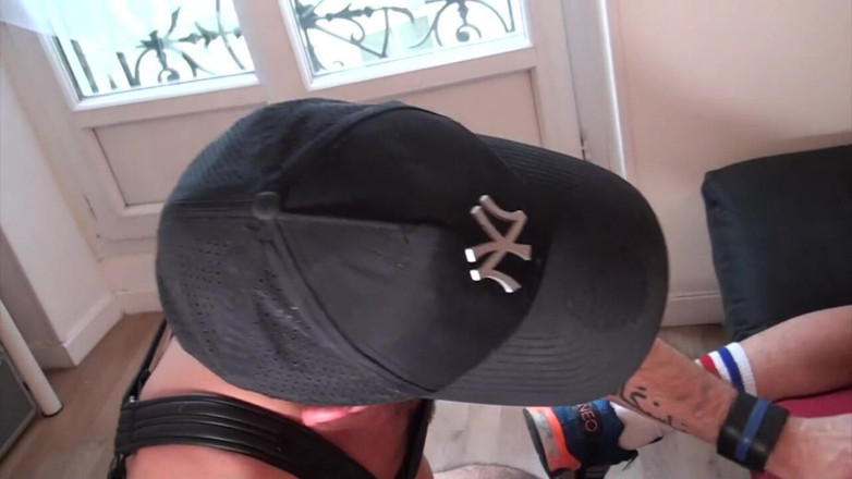 Gaybareback: Olive трахнул без презерватива араб-натурал с членом XXL