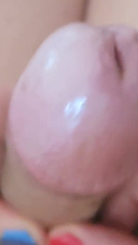 Viens me sucer jusqu’à la dernière goutte... Je veux que tu aes la sensation d’avaler tout !