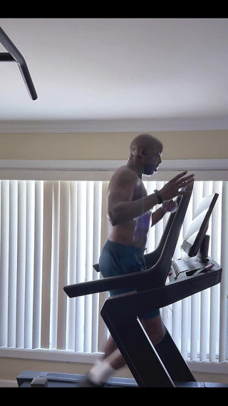 Hallelujah Johnson: 4555407645.mp4