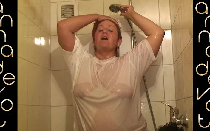Anna Devot: Annadevot - in a Wet T-shirt Look!!