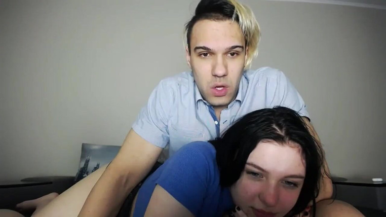 JuiceLussie: Teen Couple on Web Cam