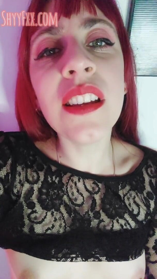 Tu Gauchita Argentina: Shyfxx la tua sorellastra entra nella tua stanza e ti...