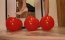 Annet Moroz: Heels crush balloons. Crushing heels