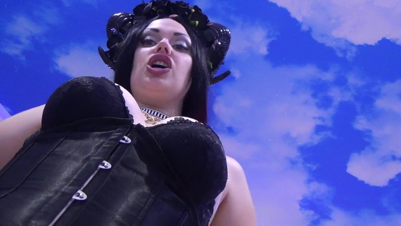 Goddess Misha Goldy: ジャイアントサキュバスはあなたを絶頂させ、ときめかせます!