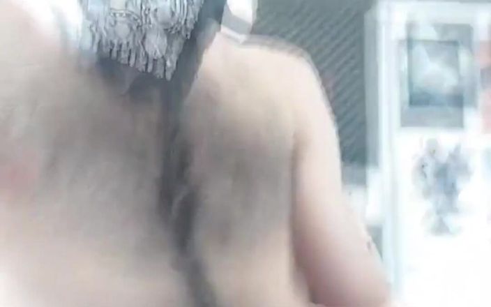 LapijARG: Masturbándome el pene duro durante todo un minuto