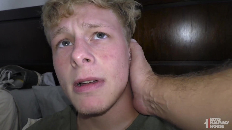 Boys half-way house: Pierwsze kremówka delinquenta