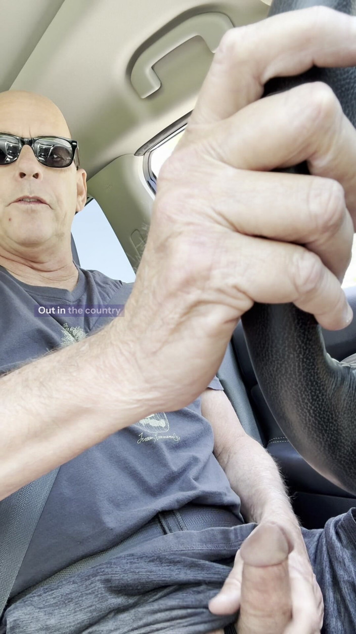 ProfessorPaul: Stepdaddy Jerks in While Driving