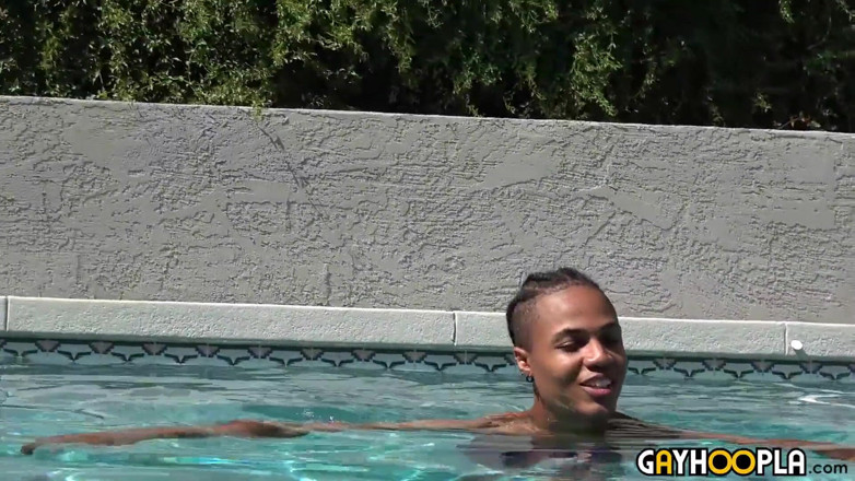 Gay Hoopla: Baron Wade Jerks off Big Ole Cock
