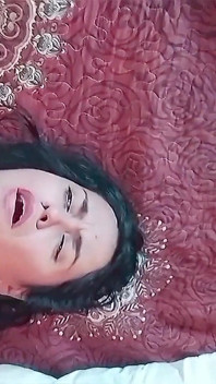 Un Cocu Partage Sa Femme Amateur Sexy Avec Un Gros Cul