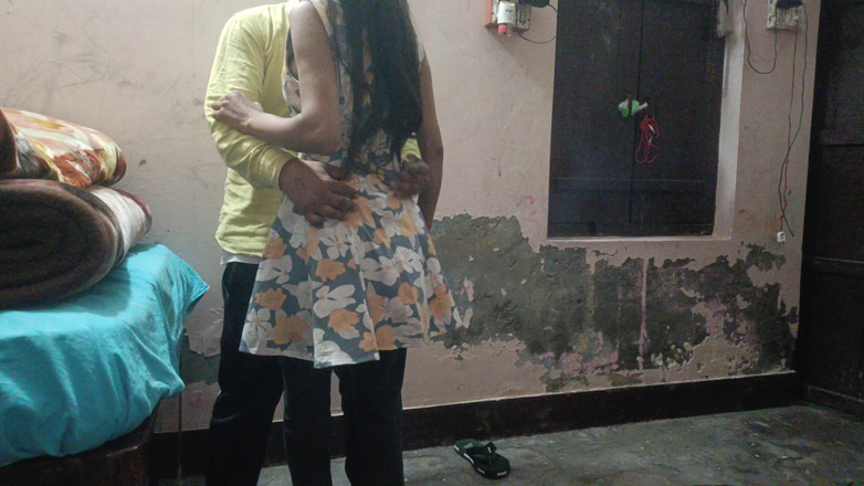 Xyzmastilcing: First Time Threesom