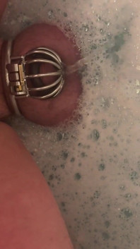 Pissen in Der Badewanne